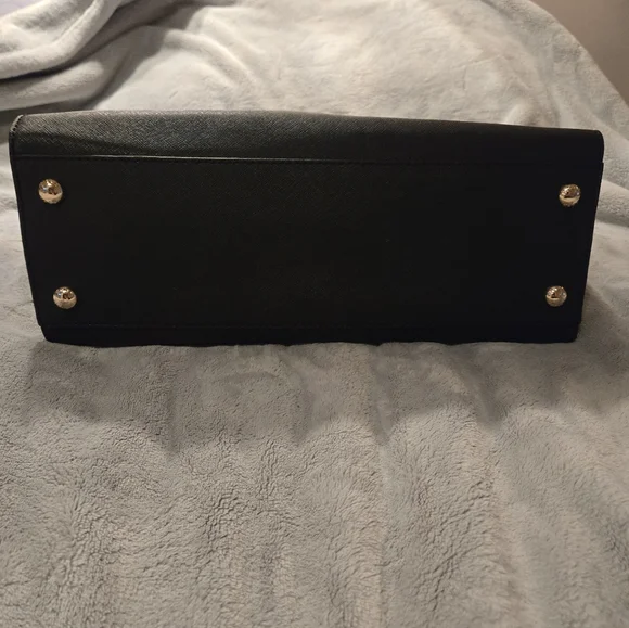 Michael Kors Hamilton Satchel - Picture 10 of 14